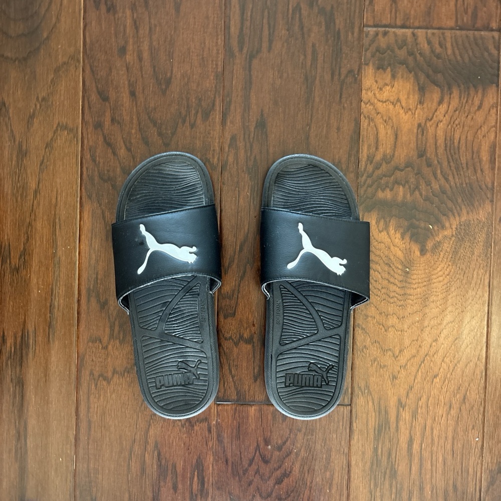 Puma Black Textured Slides